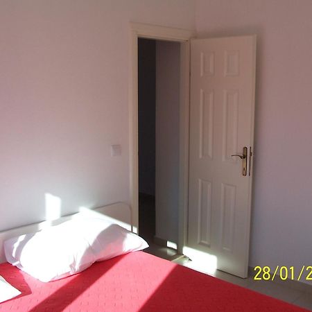 Apartments Perdijic Nemira Omiš Dış mekan fotoğraf