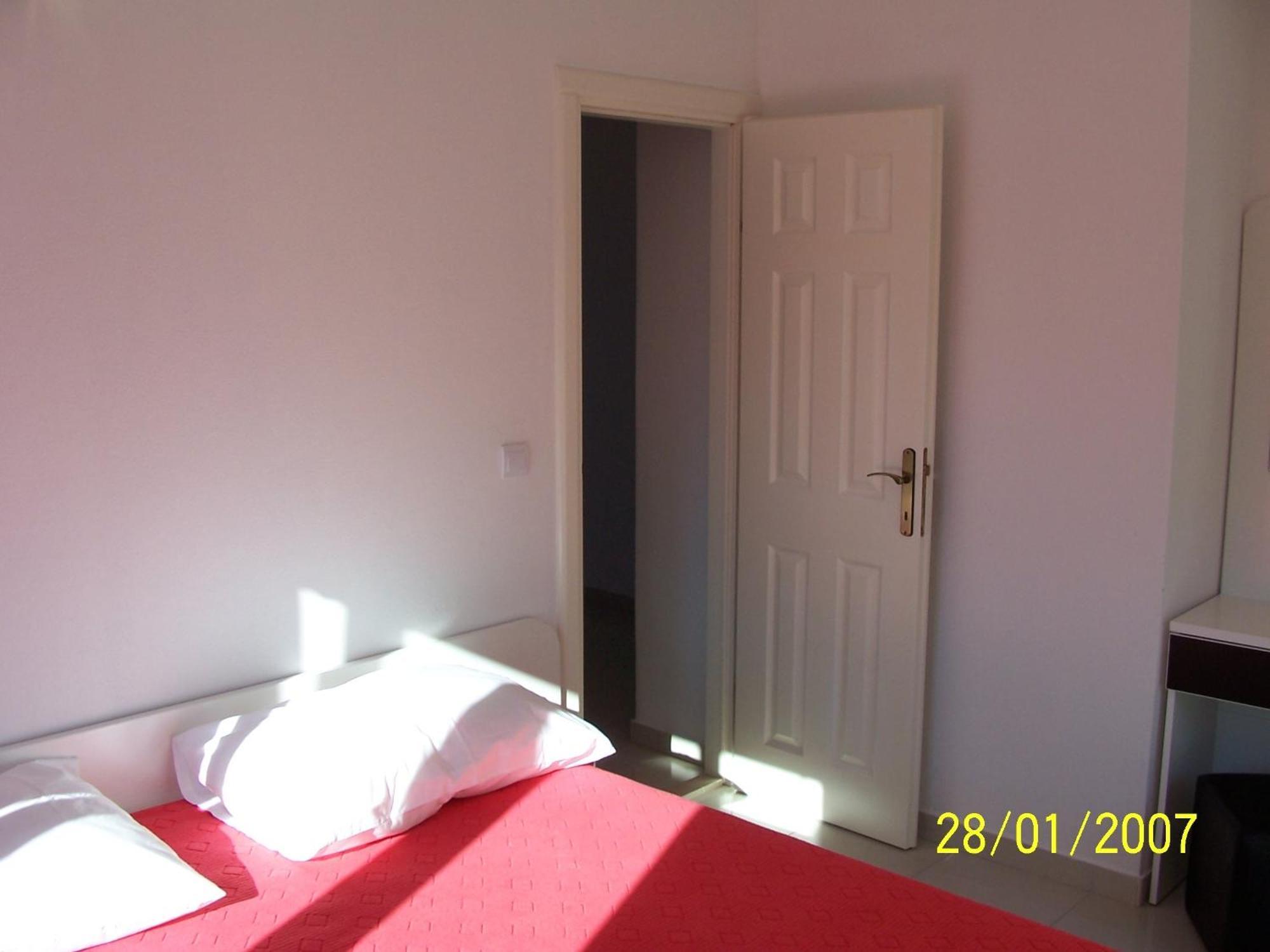Apartments Perdijic Nemira Omiš Dış mekan fotoğraf