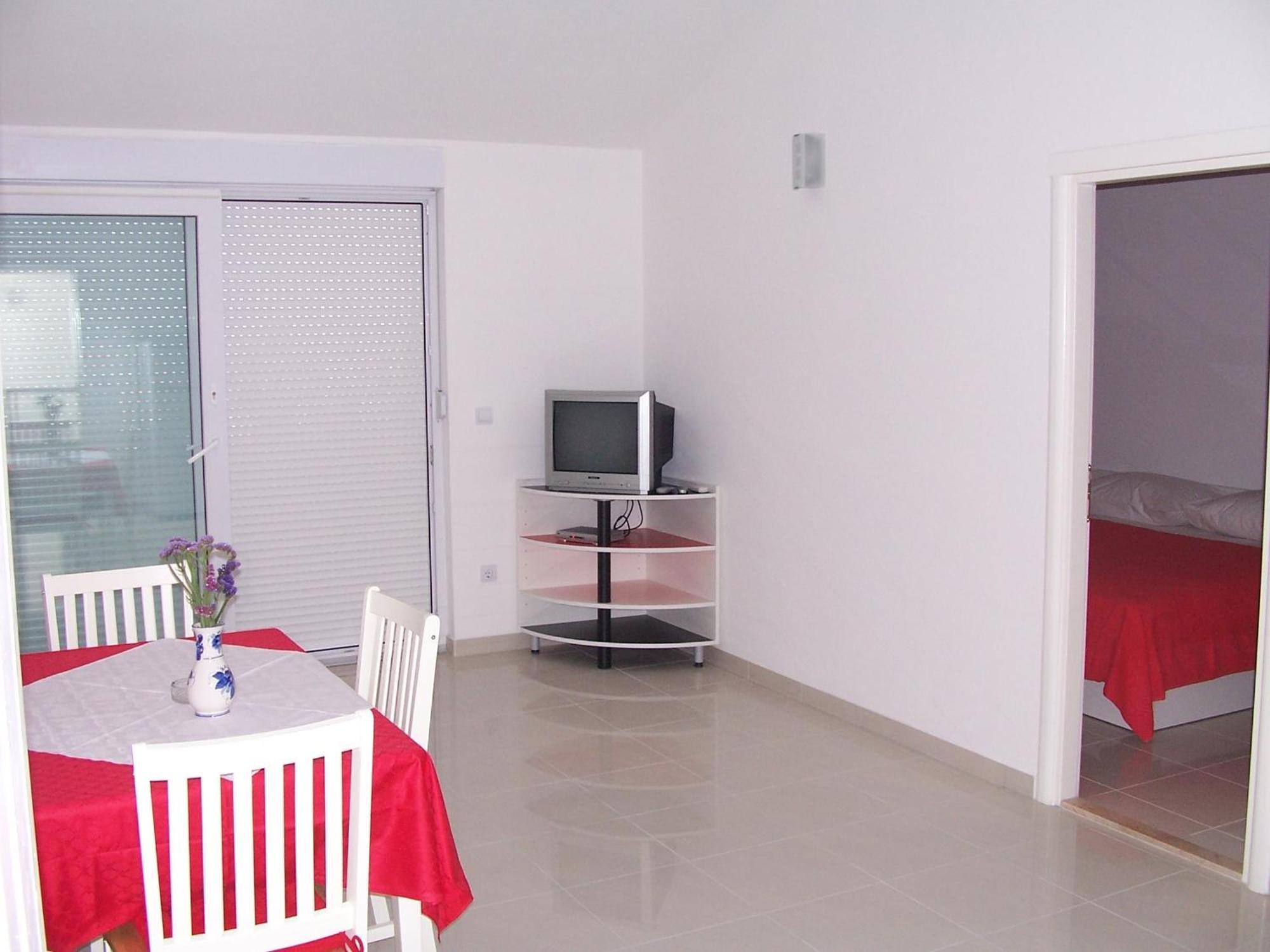 Apartments Perdijic Nemira Omiš Dış mekan fotoğraf